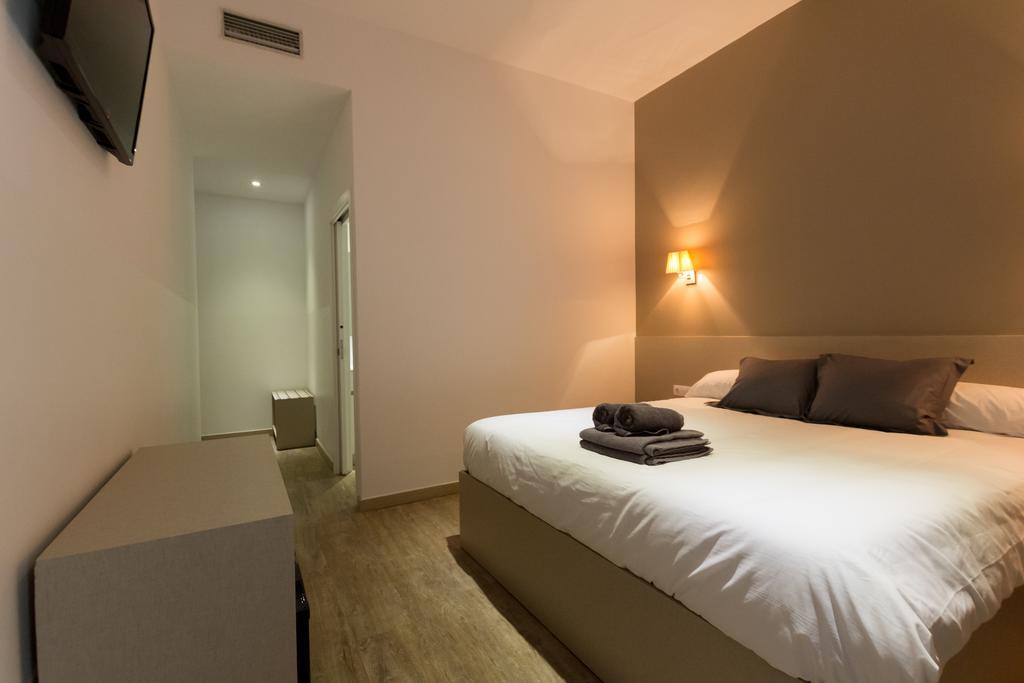 Hostalin Passeig De Gràcia Maison d'hôtes 3*